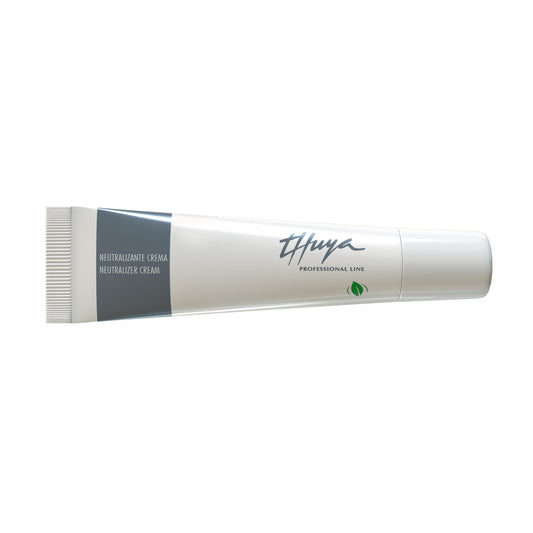 Thuya Neutralizer cream, totally repairs the keratin chain, which means a longer-lasting eyebrow shape, used for  professional Eye brows, used for Professional eyelashes A 15ml bottle  a clear liquid with a glossy finish. The bottle is sleek and transparent with a black and gold label, highlighting the product inside. This neutralizer is used in brow lamination and lash lift treatments to set and lock the desired shape in place. "A 15ml tube of Thuya Neutralizer Cream, designed for use in brow lamination